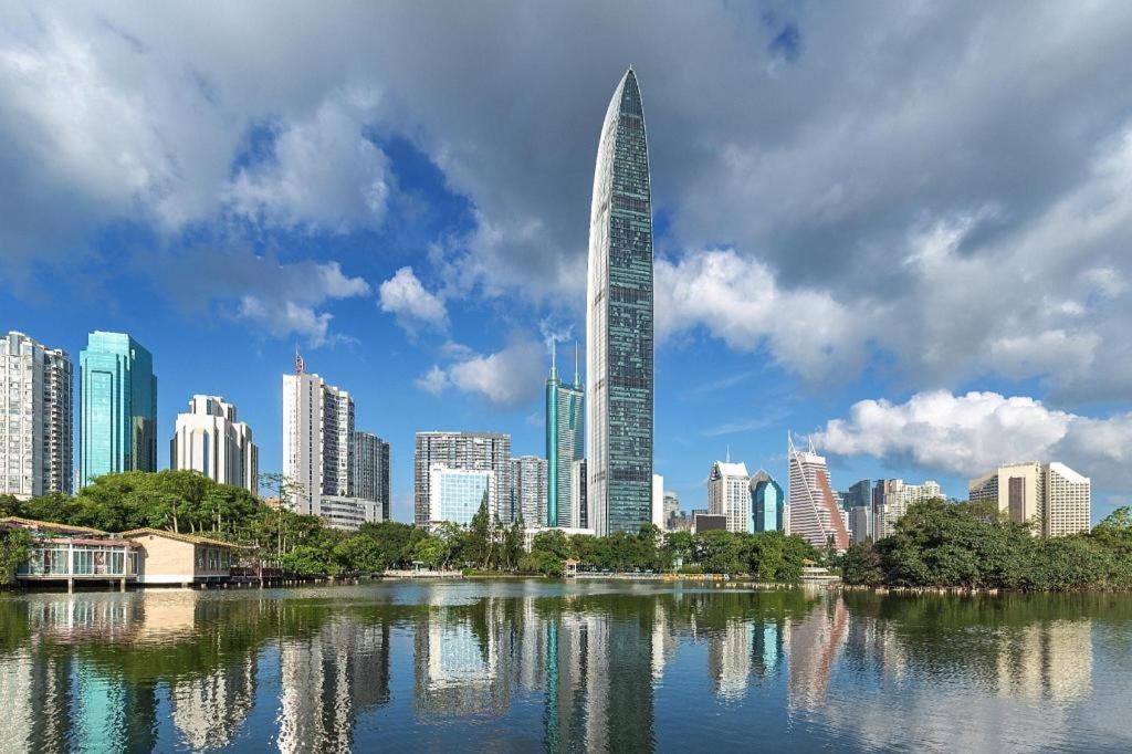 Vienna Hotel - Shenzhen Dongmen Hubei Metro Station Exterior photo