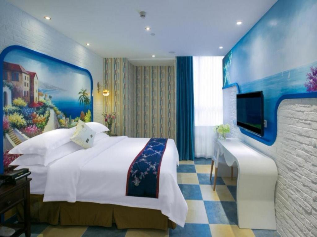 Vienna Hotel - Shenzhen Dongmen Hubei Metro Station Exterior photo